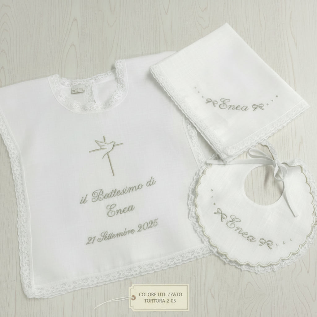 Set battesimo in lino con croce e colomba 